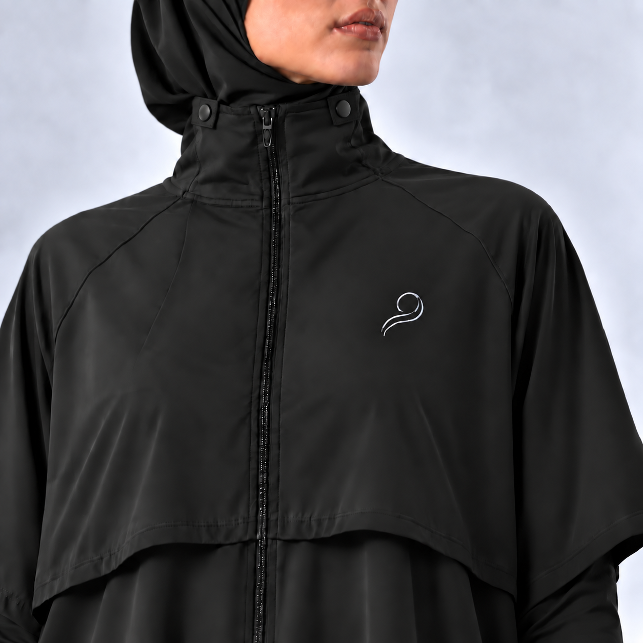 Cape NUSAYBAH MOOVE